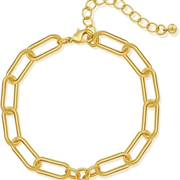 New Liv Oliver 18k Gold Plated Heart Charm Bracelet - Picture 2 of 6